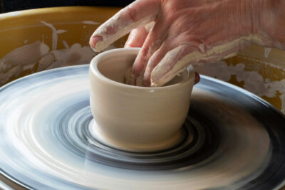 Planning a pottery experience for your 8th anniversary celebration