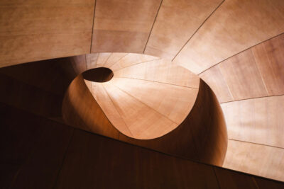 The color bronze is the traditional 8th anniversary color.